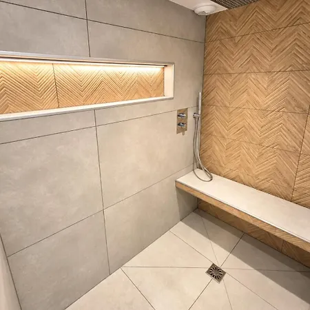 L'écrin Des Sens, Avec Baignoire Balnéo Apartamento